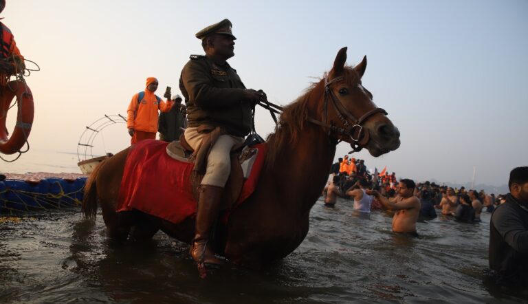 यूपी पुलिस का हर एक सिपाही-अधिकारी श्रद्धालुओं को दे रहें मार्गदर्शन : डीजीपी