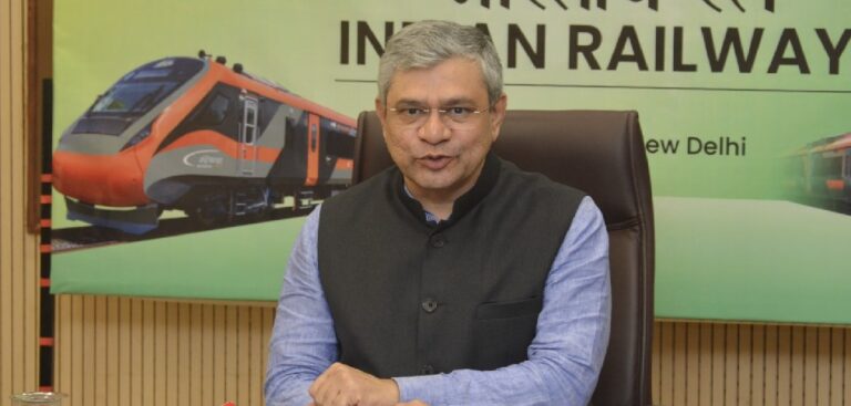 उत्तर प्रदेश रेलवे में 18 गुना हुआ आवंटन : अश्विनी वैष्णव