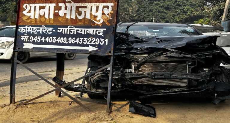 कार ने पांच कांवड़ियों को कुचला, दो सगे भाइयों समेत तीन की मौत