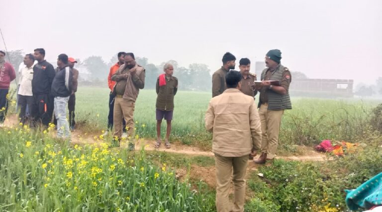 पोते ने दादा-दादी और दादा के भाई की बेरहमी से उतारा मौत के घाट