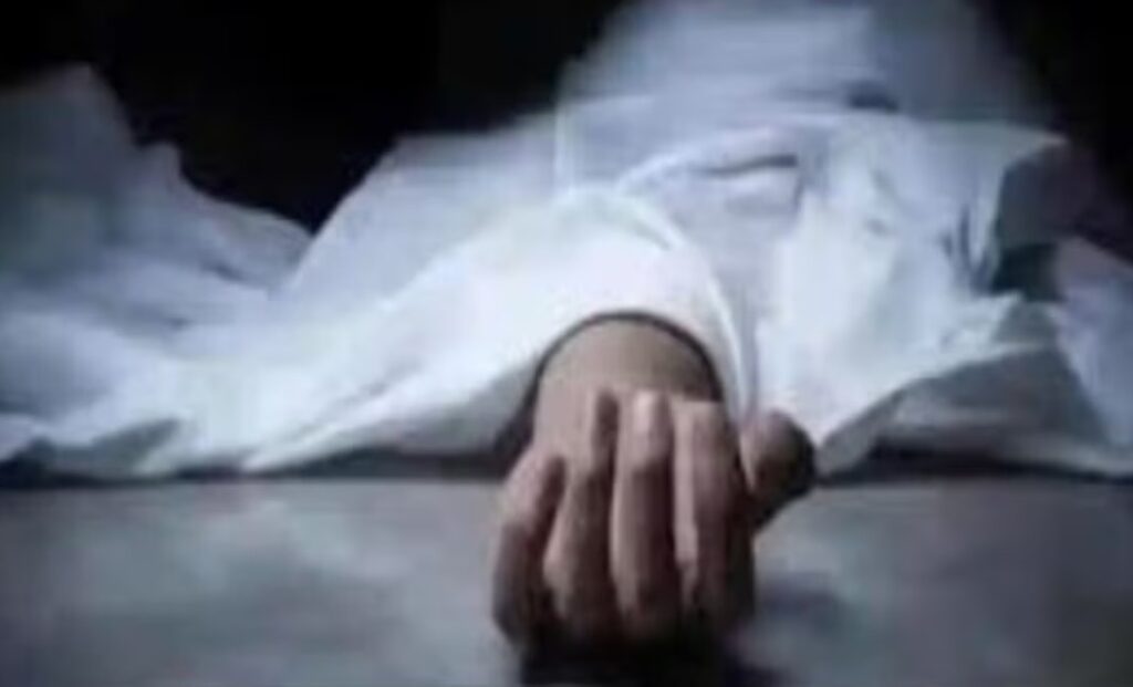 बीकेटी में दो लोगों की ट्रेन से कटकर मौत, एक की पहचान, एक शव अज्ञात