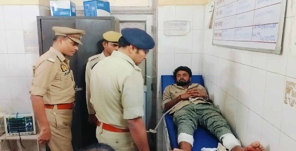 पुलिस व बदमाश के बीच हुई मुठभेड़ में 25 हजार का इनामी गिरफ्तार, पैर में लगी गोली