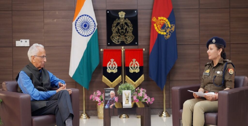 नागालैंड में मौत के फरमान के बाद भी नहीं डरे पूर्व डीजीपी प्रकाश सिंह, बोले-कुर्बानी देनी पड़ी तो दूंगा’