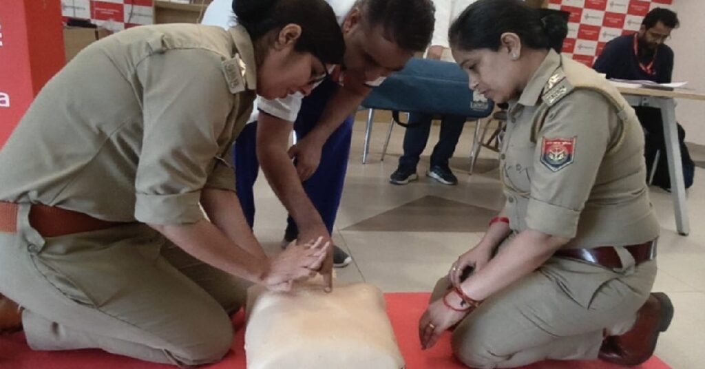लखनऊ का नया रूप: अब हर जवान होगा ‘CPR एक्सपर्ट’, मेदांता से विशेष प्रशिक्षण