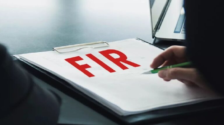 लखनऊ में महिला अधिकारी से अभद्रता, एएसपी के खिलाफ FIR दर्ज