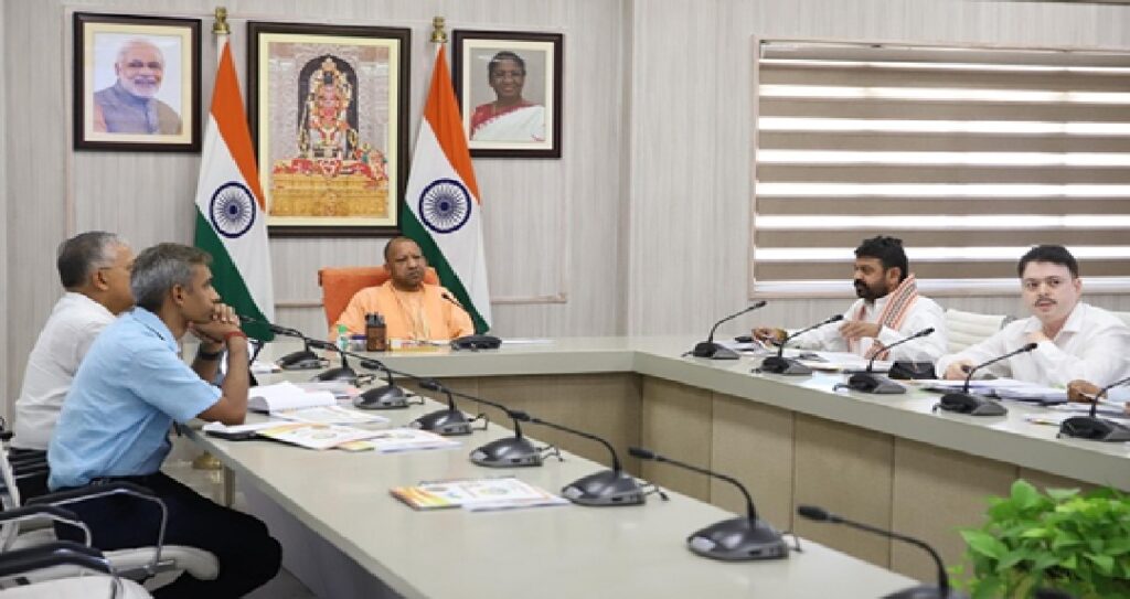 मिलावटखोरी बंद करो, नहीं तो फोटो लगेगी चौराहों पर, सीएम योगी का कड़ा संदेश