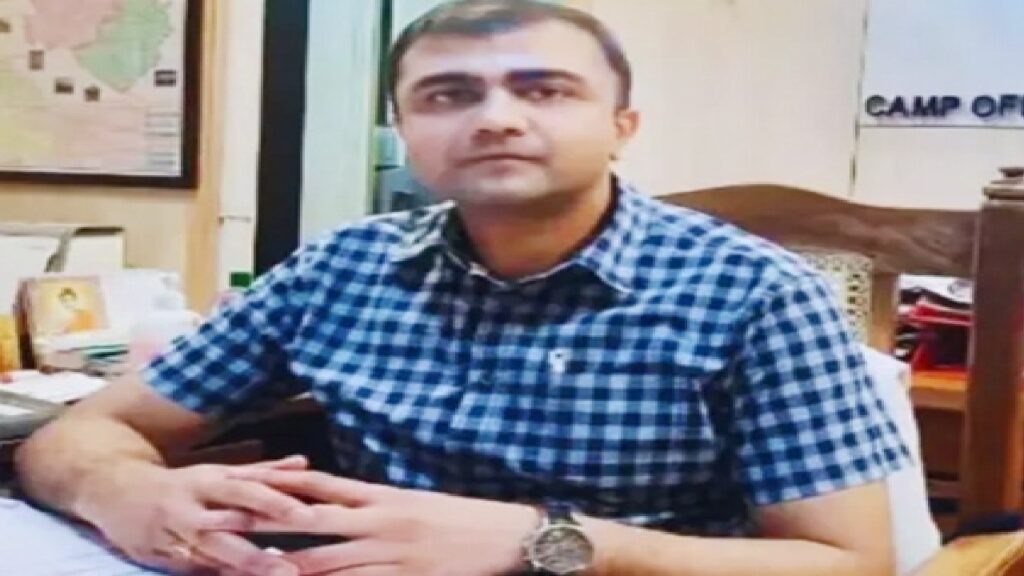 सौर ऊर्जा घोटाला: अभिषेक प्रकाश के खिलाफ SIT जांच की तैयारी