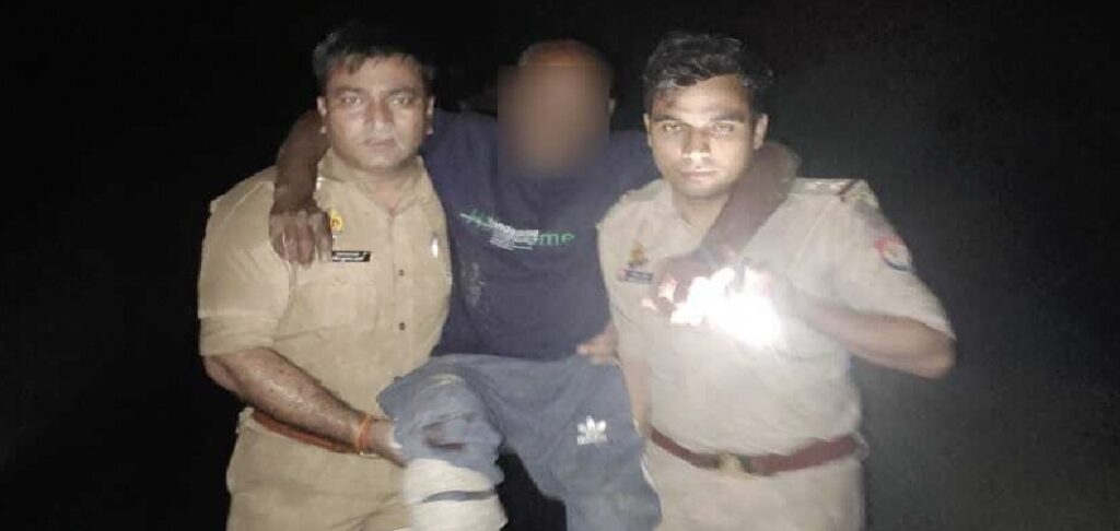 बच्चे से कुकर्म करने वाला आरोपी मुठभेड़ में घायल, असलहा बरामद