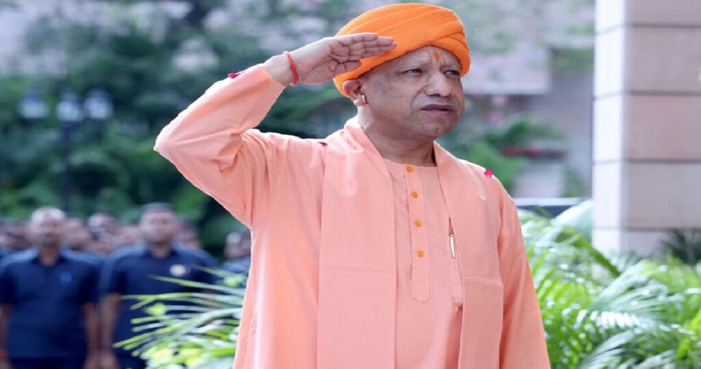 महान क्रांतिकारियों के बलिदान से मिली है स्वतंत्रता : मुख्यमंत्री योगी