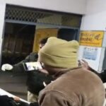 घने कोहरे में तेज रफ्तार कंटेनर की टक्कर, बाइक सवार परिवार के चार लोगों की मौत