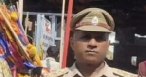 एटा में ड्यूटी के दाैरान पुलिस इंस्पेक्टर की तबीयत बिगड़ने से मौत