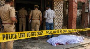 बलिया में खौफनाक वारदात: विदाई न होने पर दामाद बना हैवान, पत्नी और सास की हत्या