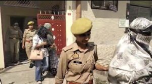 कानपुर में सेक्स रैकेट की आशंका पर पुलिस का बड़ा छापा, युवती समेत चार हिरासत में