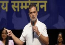 ‘दूसरे नेताओं को गले लगाना विदेश नीति नहीं’, राहुल गांधी का पीएम मोदी पर हमला
