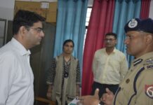 पुलिस आयुक्त तरुण गाबा ने डालीगंज पुलिस कार्यालय का किया निरीक्षण