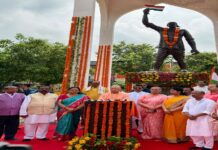 गुलाब सिंह लोधी के बलिदान दिवस पर सीएम योगी ने दी श्रद्धांजलि, बोले- शहीदों की स्मृतियां संरक्षित करना हमारी जिम्मेदारी