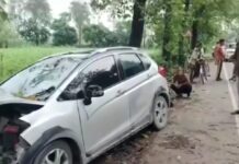 नैमिषारण्य दर्शन के लिए जा रहे श्रद्धालुओं की कार अनियंत्रित होकर पेड़ से टकराई, दो की मौत