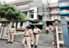 पत्नी ने मांगा था तलाक, घर में फंदे से लटका मिला MNC कर्मचारी; 7 साल के बेटे ने बनाया वीडियो
