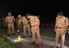 बुलंदशहर में 50 हजार के इनामी आरोपी मोनू का एनकाउंटर, दो पुलिसकर्मी घायल