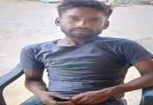 लापता पति की रिपोर्ट दर्ज कराने के लिये मलिहाबाद थाने के चक्कर काट रही पत्नी