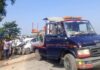 बलरामपुर में कार-टैंकर की टक्कर, मां-बेटे की मौत