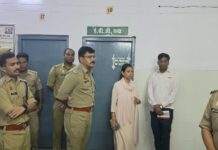बागपत में भीषण सड़क हादसा: यात्रियों से भरा वाहन पलटा, 4 की मौत और 32 घायल