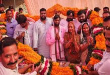 आत्मसम्मान के लिए थाना-तहसील का घेराव करेंगे: कौशल किशोर