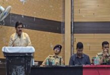 दुर्गा पूजा पंडालों की सुरक्षा को लेकर प्रशासन अलर्ट, बाई का बाग पूजा समिति ने उठाया पुलिस तैनाती का मुद्दा