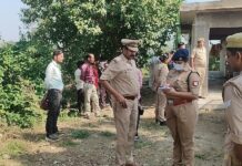 शिव मंदिर में दो साधुओं के जले मिले शव, हत्या के आरोप से मचा हड़कंप