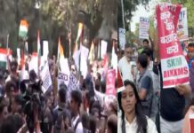 एसआईआर के विरोध में दिल्ली में सियासी घमासान, चुनाव आयोग मुख्यालय तक निकाला मार्च