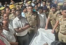 फिरोजाबाद में कार ने ग्रामीणों को रौंदा, चार की मौत