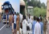 अंबेडकरनगर में मौत का एक्सप्रेसवे, बस-ट्रेलर की टक्कर में 4 की मौत