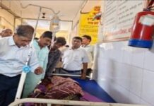 मड़ुआ की रोटी खाने से दर्जनों महिलाएं और बच्चे बीमार, अस्पताल में भर्ती